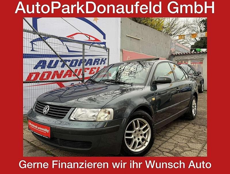 Schwarz Gebraucht 1999 VW Passat Limousine | € 2.490 - Bild 1/4