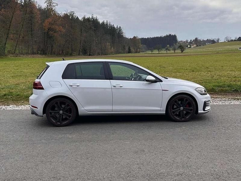 Gebraucht VW Golf VII GTI 230 PS (169 kW) 2017 Weiß Limousine