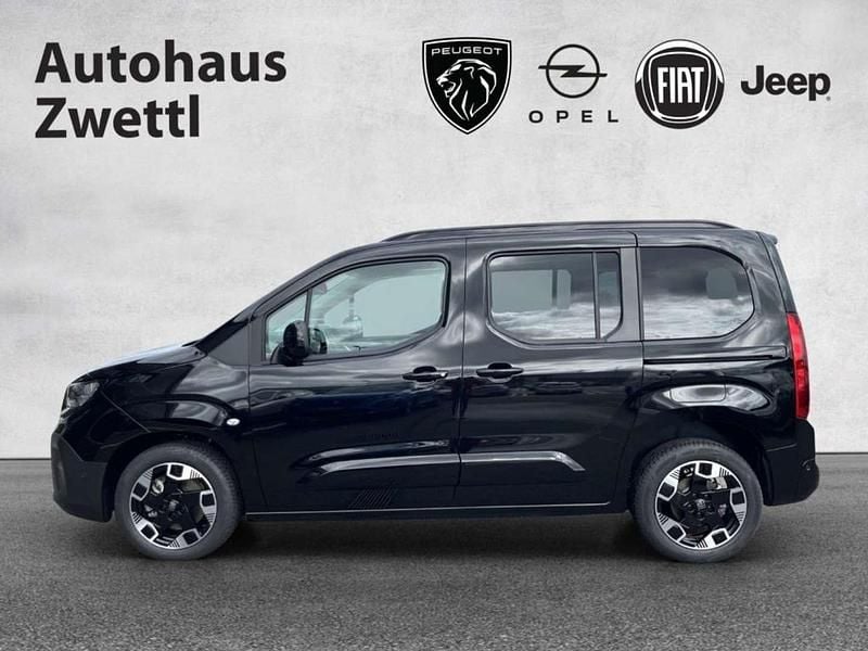 Neu Fiat Doblò 131 PS (96 kW) 2025 Schwarz Van / Kleinbus
