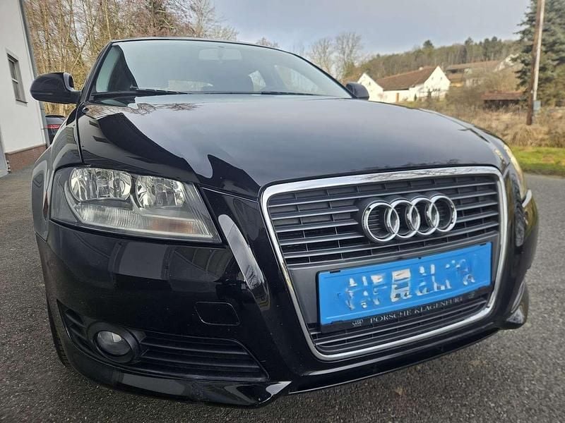Gebraucht Audi A3 90 PS (66 kW) 2010 Schwarz Kleinwagen