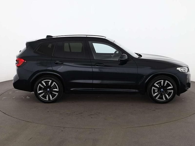 Gebraucht BMW iX3 M Sport 210 kW (286 PS) 2023 Schwarz SUV