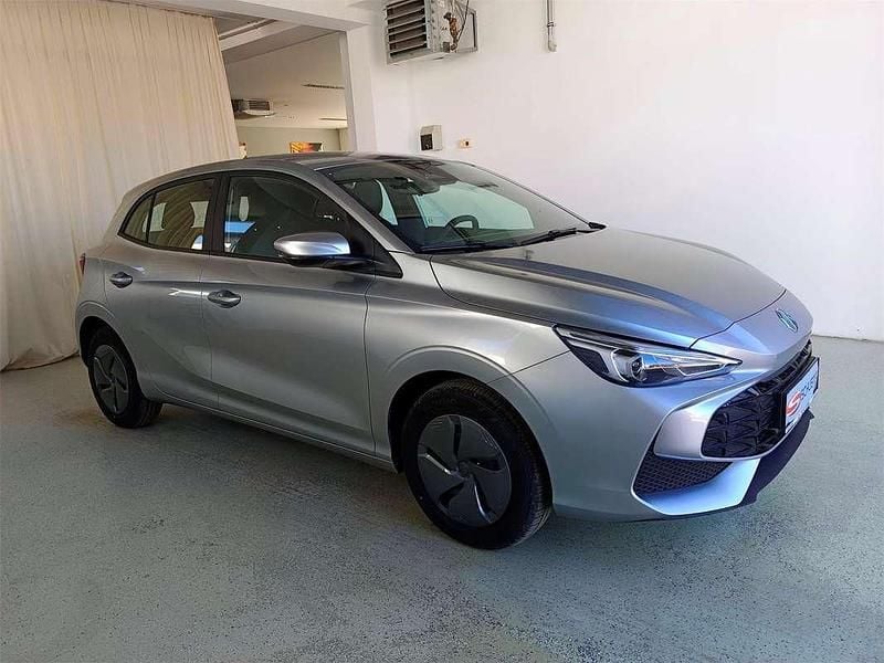 Neu MG MG3 102 PS (75 kW) 2025 Silber Kleinwagen