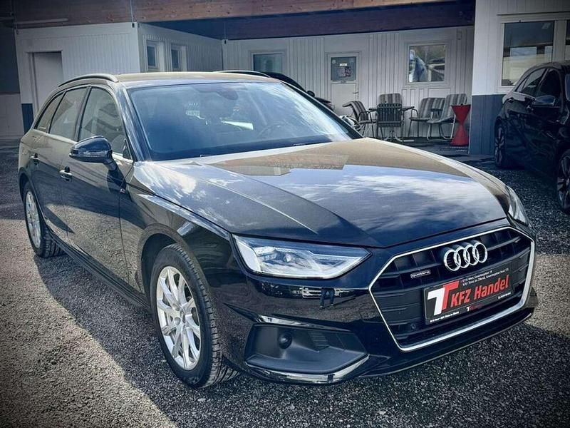 Gebraucht Audi A4 Basis 190 PS (139 kW) 2020 Schwarz Kombi