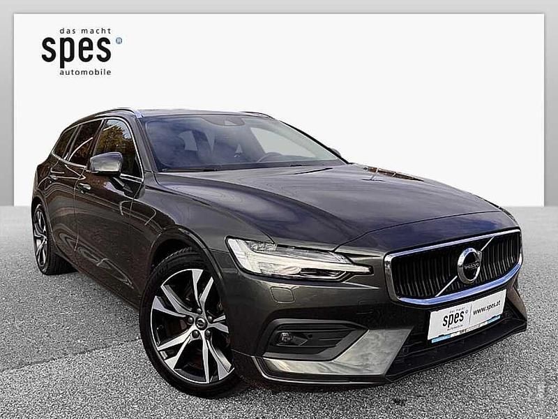 Grau Gebraucht 2019 Volvo V60 Kombi | € 20.958 (Fairer Preis) - Bild 1/4