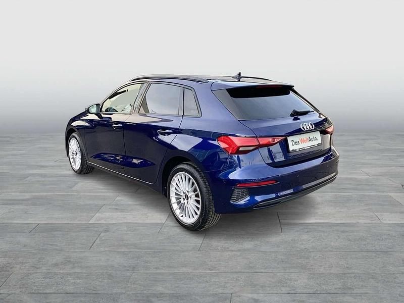 Gebraucht Audi A3 Advanced 116 PS (85 kW) 2022 Blau Limousine