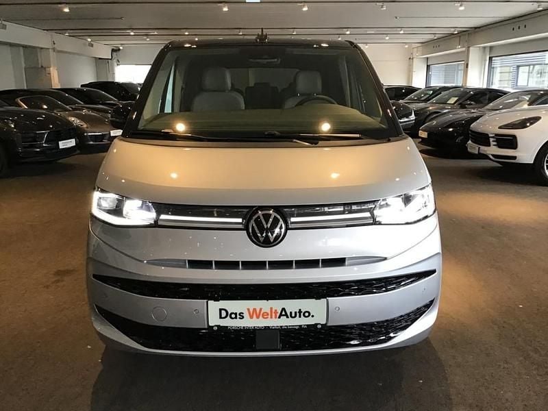 Gebraucht VW Multivan Edition 150 PS (110 kW) 2025 Silber  metallic Van