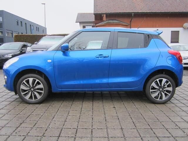 Gebraucht Suzuki Swift 90 PS (66 kW) 2018 Blau Kleinwagen