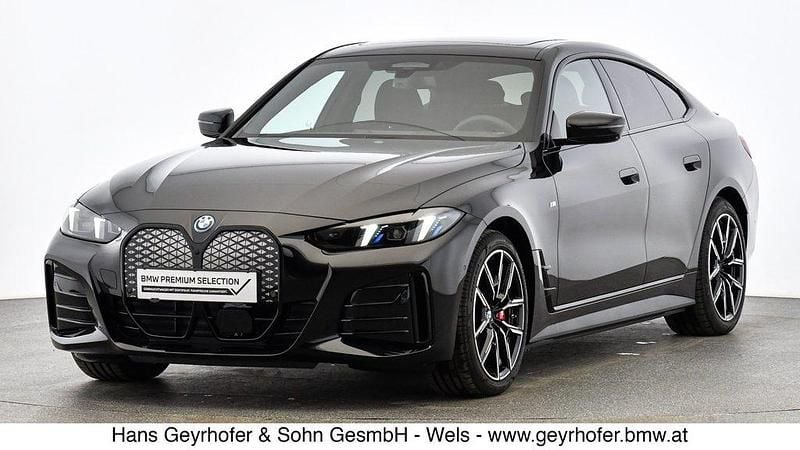 Gebraucht BMW i4 Shadowline 294 kW (401 PS) 2024 Saphirschwarz metallic Limousine