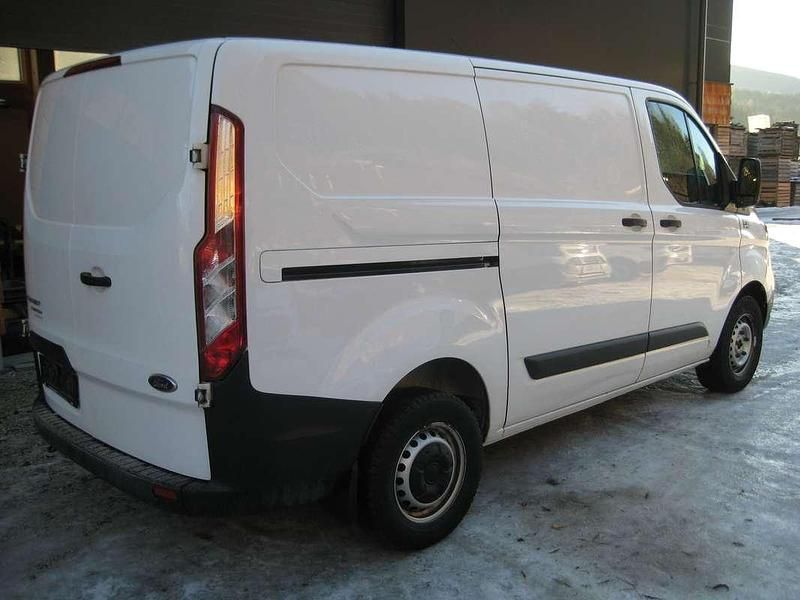 Gebraucht Ford Transit Custom 107 PS (78 kW) 2021 Weiß Van / Kleinbus