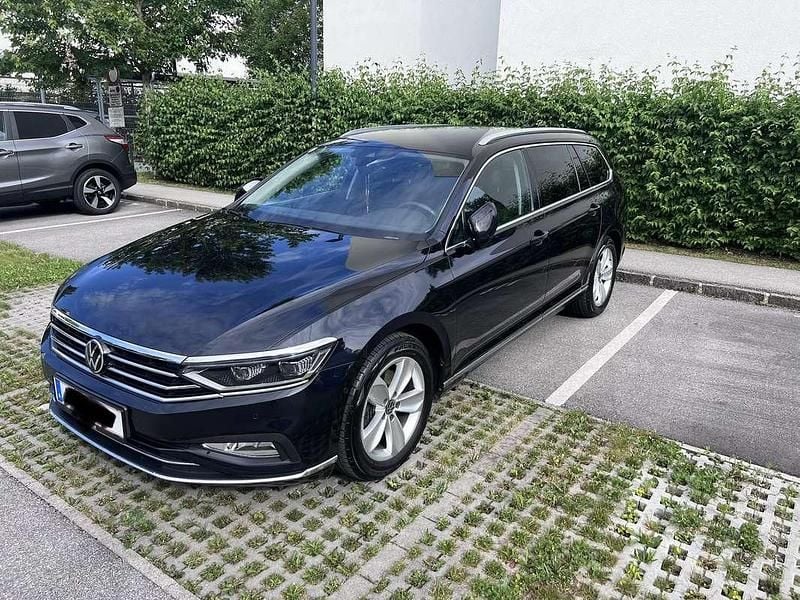 Gebraucht VW Passat 150 PS (110 kW) 2020 Kombi