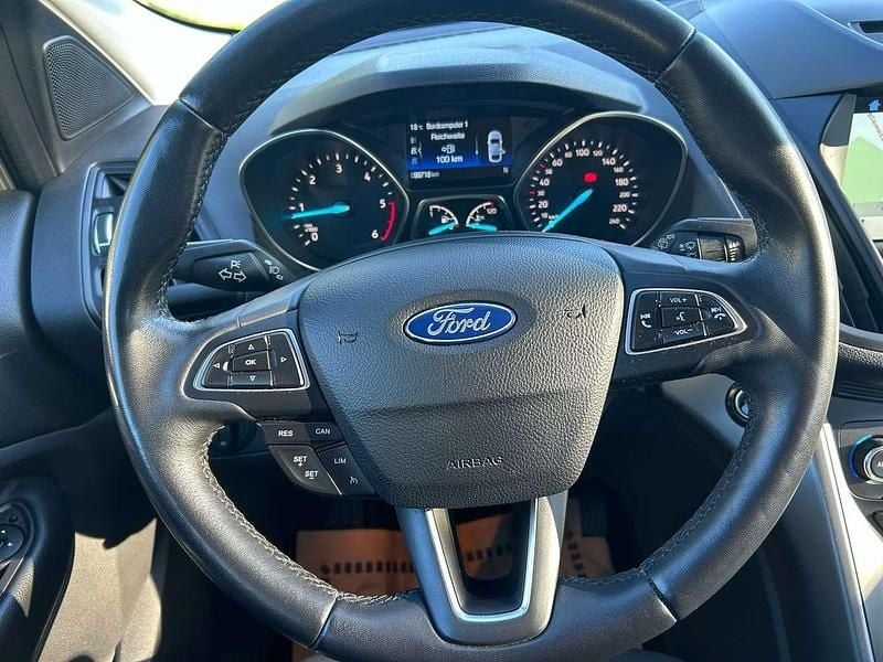 Gebraucht Ford Kuga 120 PS (88 kW) 2019 Schwarz SUV