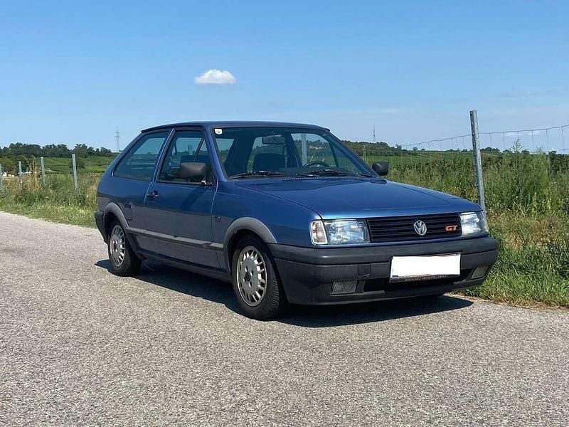 Blau Gebraucht 1992 VW Polo Coupé | € 500 - Bild 1/4