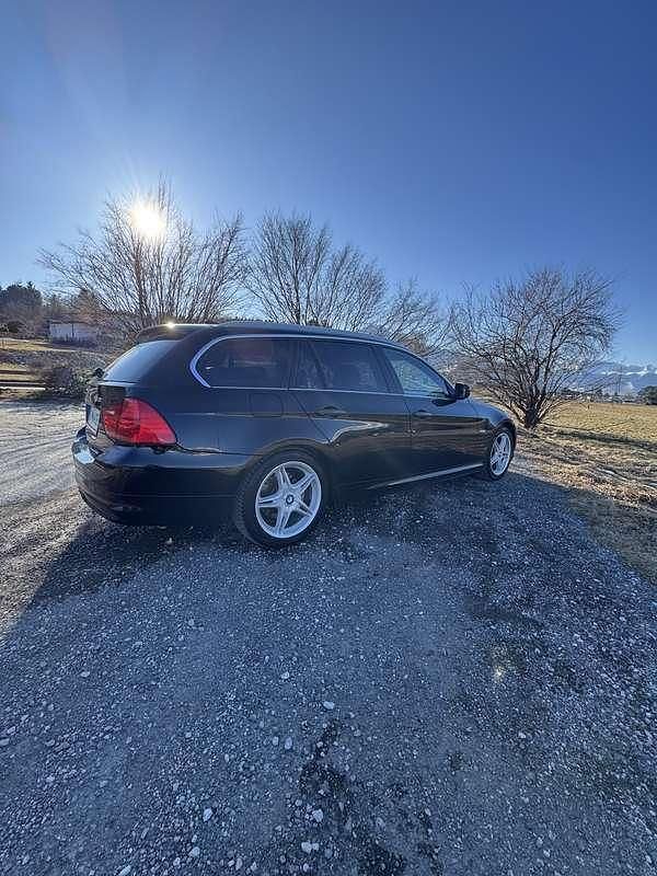 Gebraucht BMW 318 143 PS (105 kW) 2010 Kombi