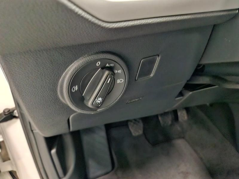 Neu Seat Ateca Reference 115 PS (84 kW) 2026 Weiss  normal SUV