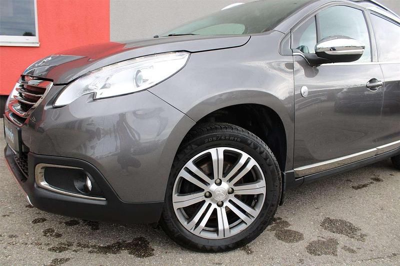 Gebraucht Peugeot 2008 Crossway 110 PS (80 kW) 2015 Grau SUV