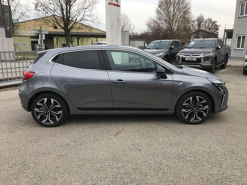 Neu Mitsubishi Colt Intense 94 PS (69 kW) 2025 Grau Limousine