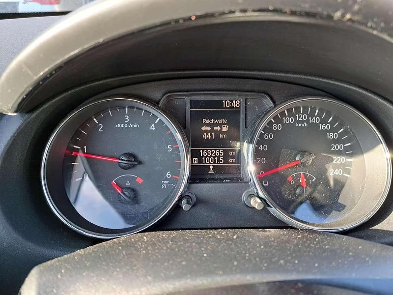 Gebraucht Nissan Qashqai Visia 110 PS (80 kW) 2012 Braun SUV