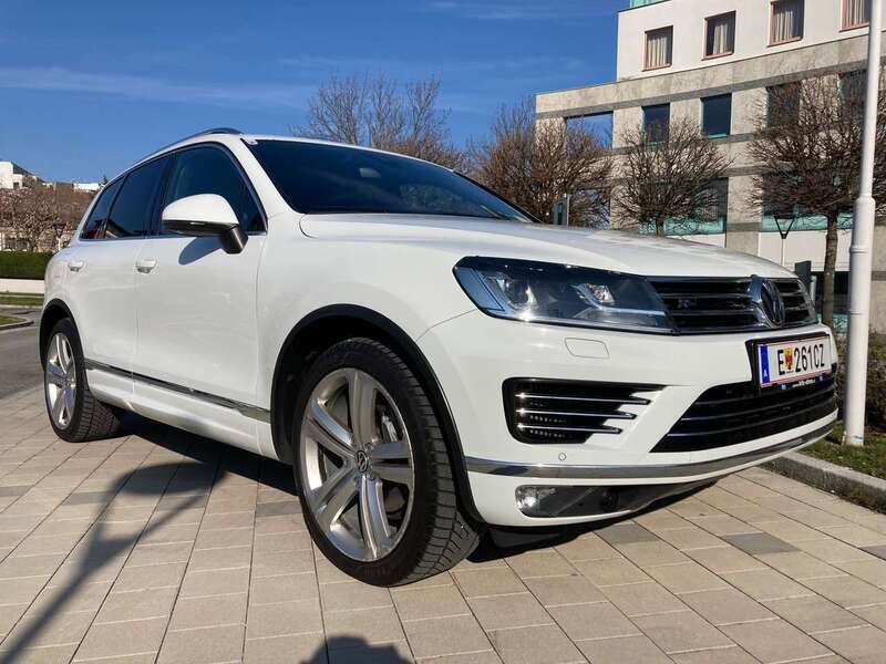 VW Touareg 2017 gebraucht - AutoUncle