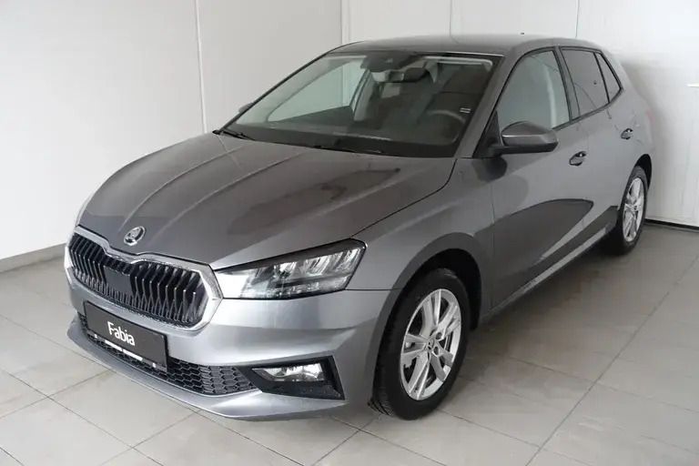 Mittelgrau metallic Gebraucht 2024 Skoda Fabia Selection Kleinwagen | € 21.990 (Fairer Preis) - Bild 1/4