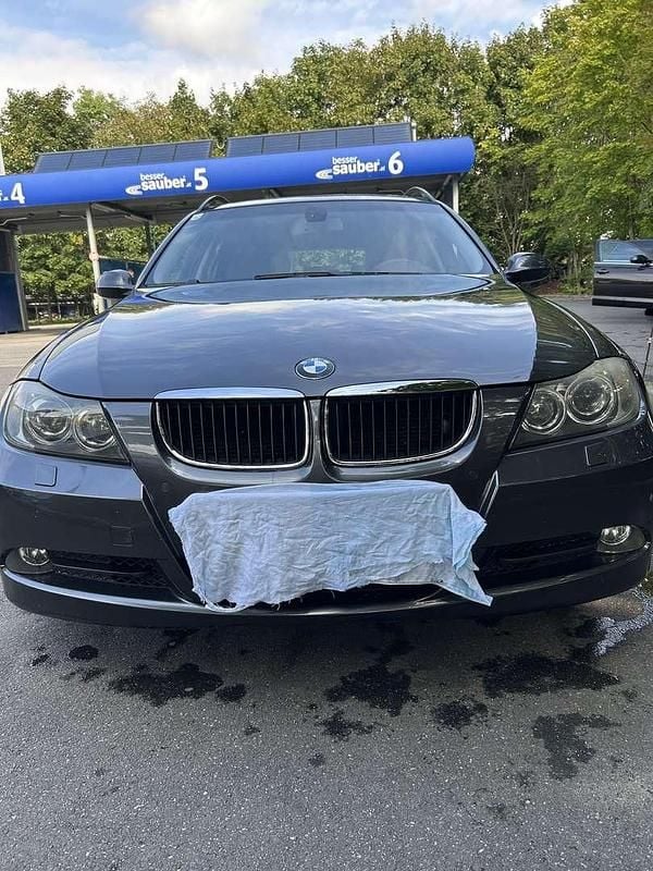 Gebraucht BMW 320 150 PS (110 kW) 2006 Kombi