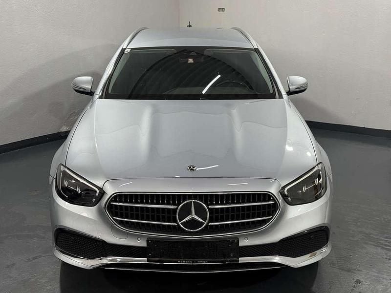Gebraucht Mercedes E220 194 PS (142 kW) 2021 Grau Kombi