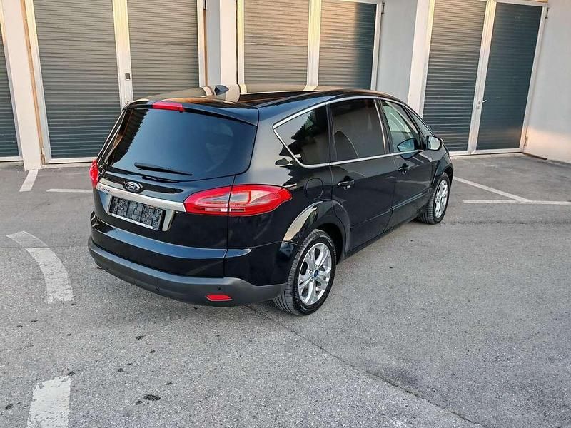 Gebraucht 2011 Ford S-MAX Titanium Van / Kleinbus | € 6.800 (Guter Preis) - Bild 1/4