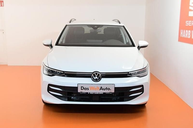 Gebraucht VW Golf VIII Life 116 PS (85 kW) 2024 Weiss  normal Kombi