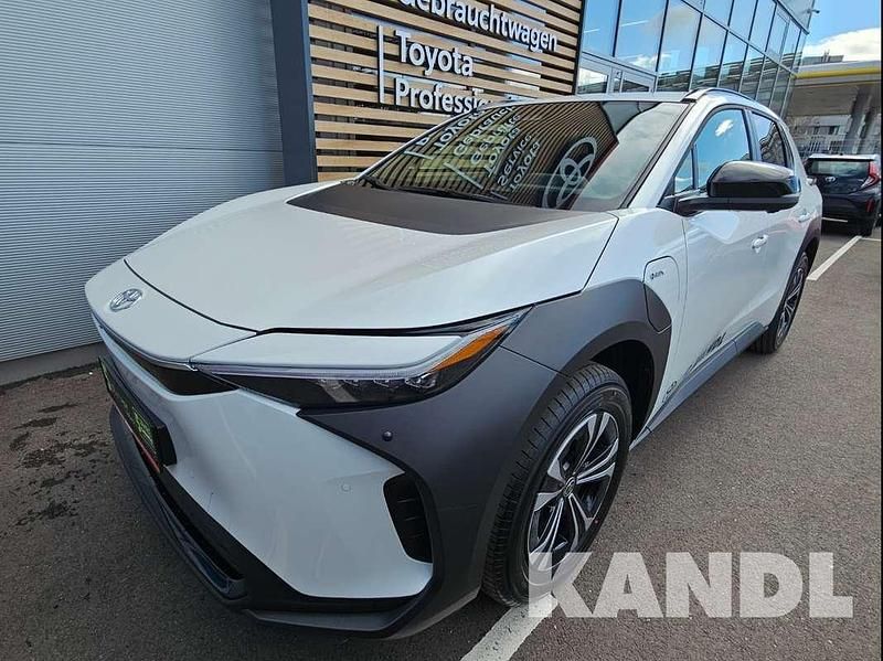 Weiß Gebraucht 2025 Toyota bZ4X Comfort SUV | € 34.490 (Guter Preis) - Bild 1/4