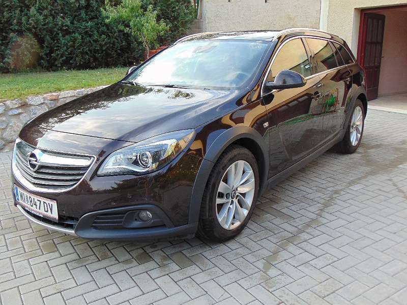 Verkauft Opel Insignia Sports Tourer 2 Gebraucht 15 114 500 Km In Hauptstr