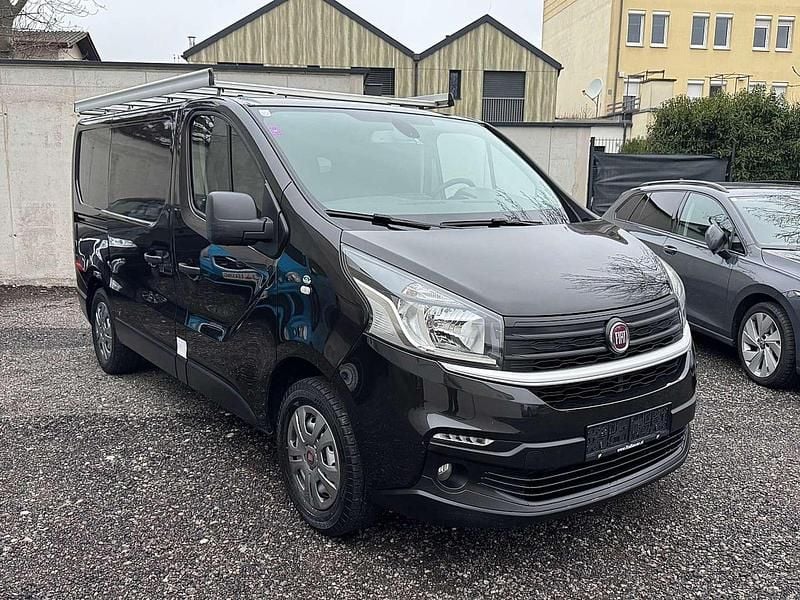 Schwarz Gebraucht 2019 Fiat Talento Van / Kleinbus | € 12.990 (Superpreis) - Bild 1/4