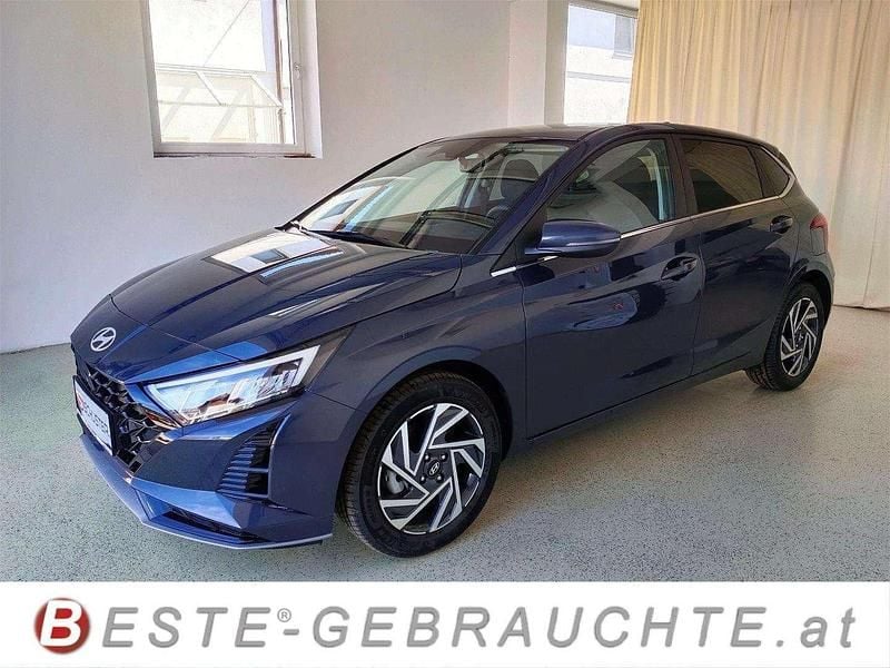 Aurora grau Gebraucht 2024 Hyundai i20 GO! Limousine | € 21.990 (Fairer Preis) - Bild 1/4