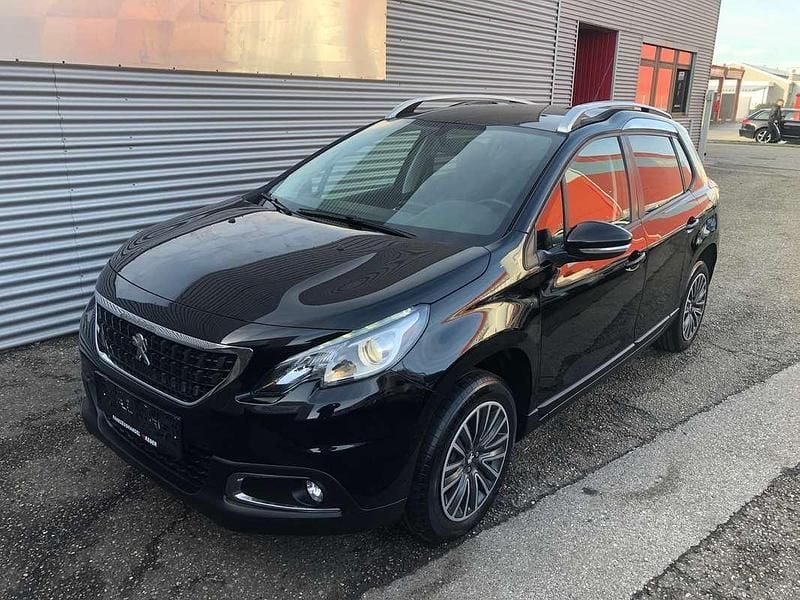 Gebraucht Peugeot 2008 83 PS (61 kW) 2018 Schwarz SUV