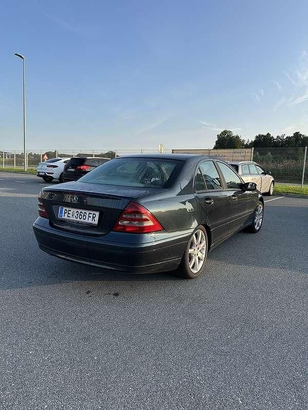 Gebraucht 2002 Mercedes C200 Elegance Limousine | € 1.750 (Fairer Preis) - Bild 1/4