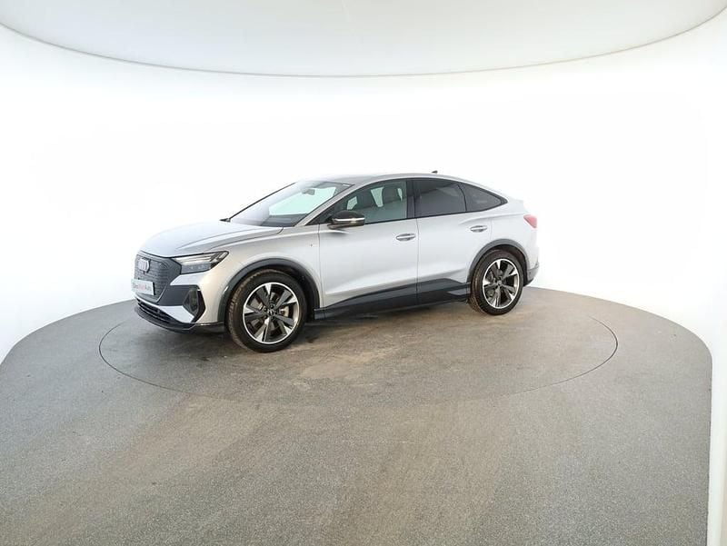 Silber metallic Gebraucht 2023 Audi Q4 Sportback e-tron Advanced Plus SUV | € 42.850 (Guter Preis) - Bild 1/4