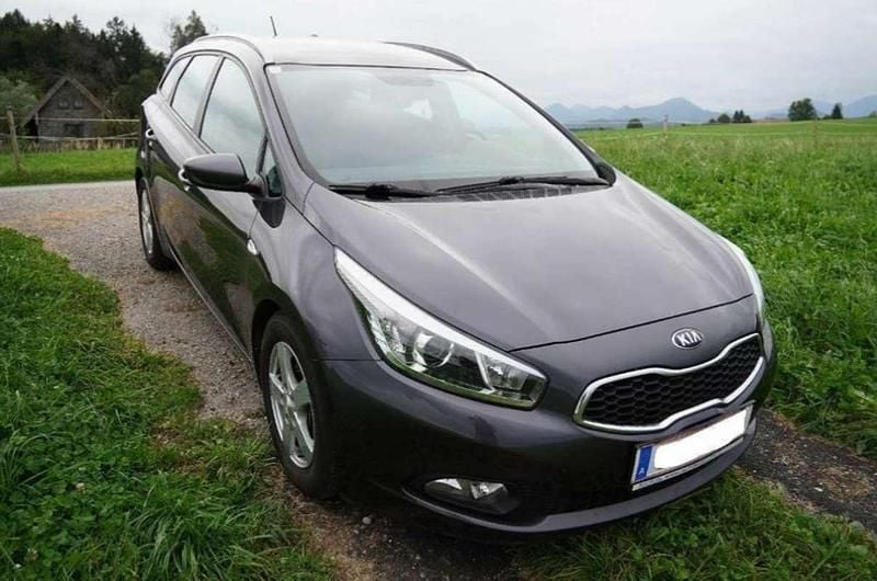 Gebraucht Kia Ceed Sportswagon Vision 90 PS (66 kW) 2013 Kombi