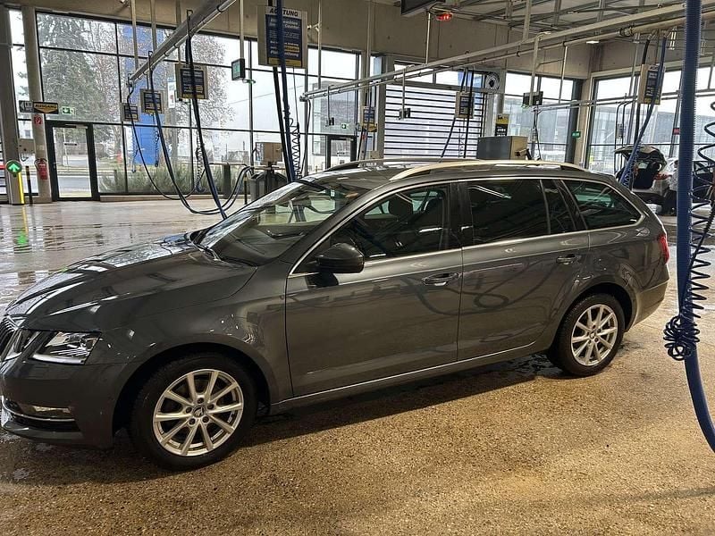 Gebraucht Skoda Octavia Style 150 PS (110 kW) 2017 Kombi