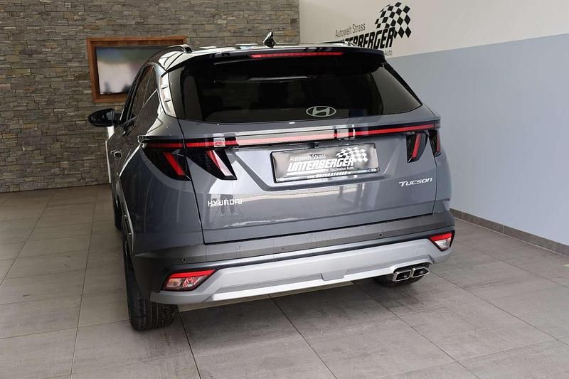 Gebraucht Hyundai Tucson GO! 160 PS (117 kW) 2024 Grau SUV