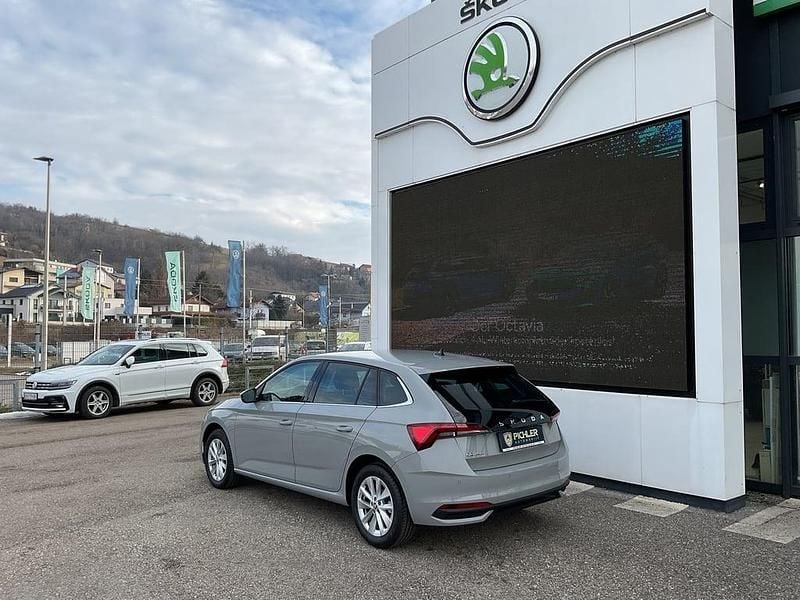 Gebraucht Skoda Scala Selection 116 PS (85 kW) 2024 Grau Kleinwagen