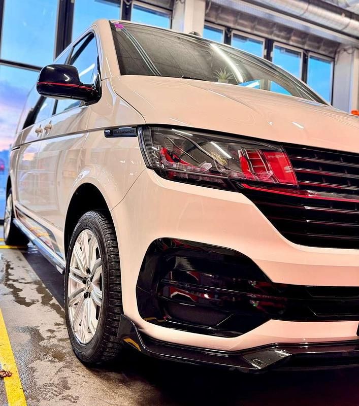 Weiß Gebraucht 2021 VW T6.1 Van | € 36.200 (Teuer) - Bild 1/4