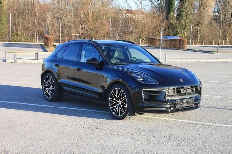 Gebraucht Porsche Macan S 381 PS (280 kW) 2024 Schwarz SUV