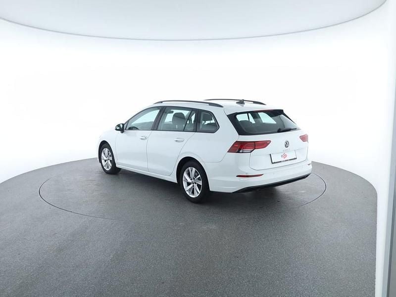 Gebraucht VW Golf VII Life 150 PS (110 kW) 2021 Weiss  normal Kleinwagen