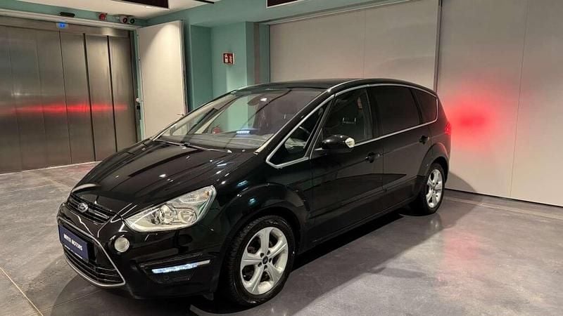 Gebraucht Ford S-MAX S 163 PS (119 kW) 2014 Schwarz Van / Kleinbus