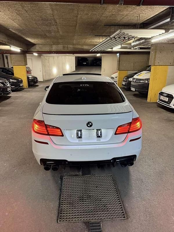 Gebraucht BMW 530 M Sport 258 PS (189 kW) 2015 Limousine