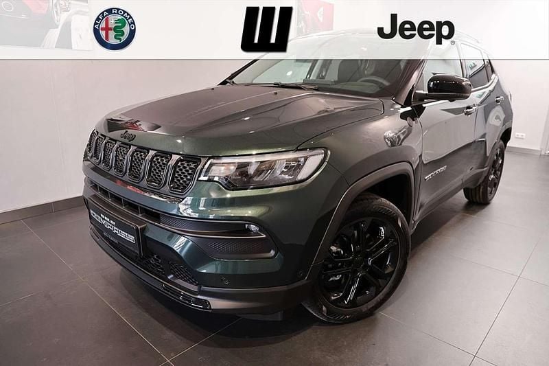 Schwarz Gebraucht 2025 Jeep Compass North SUV | € 38.440 (Teuer) - Bild 1/4