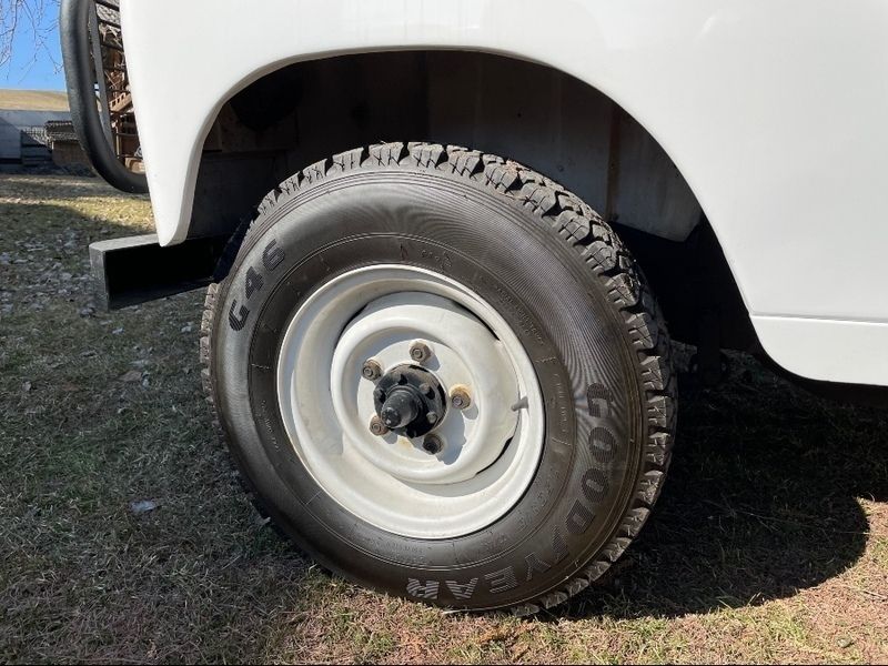 Gebraucht Land Rover Defender 67 PS (49 kW) 1970 Weiß SUV