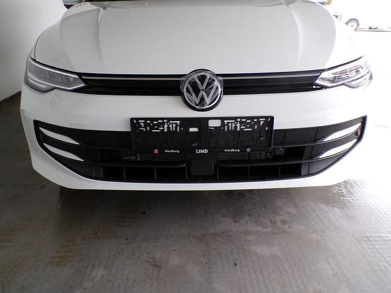 Neu VW Golf VIII 115 PS (84 kW) 2026 Weiss  normal