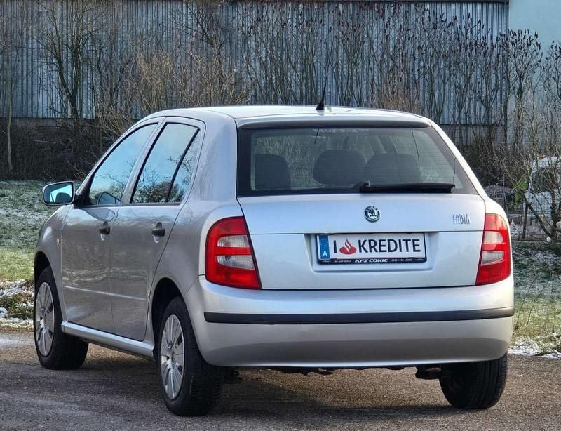Gebraucht Skoda Fabia Classic 64 PS (47 kW) 2004 Grau Kleinwagen