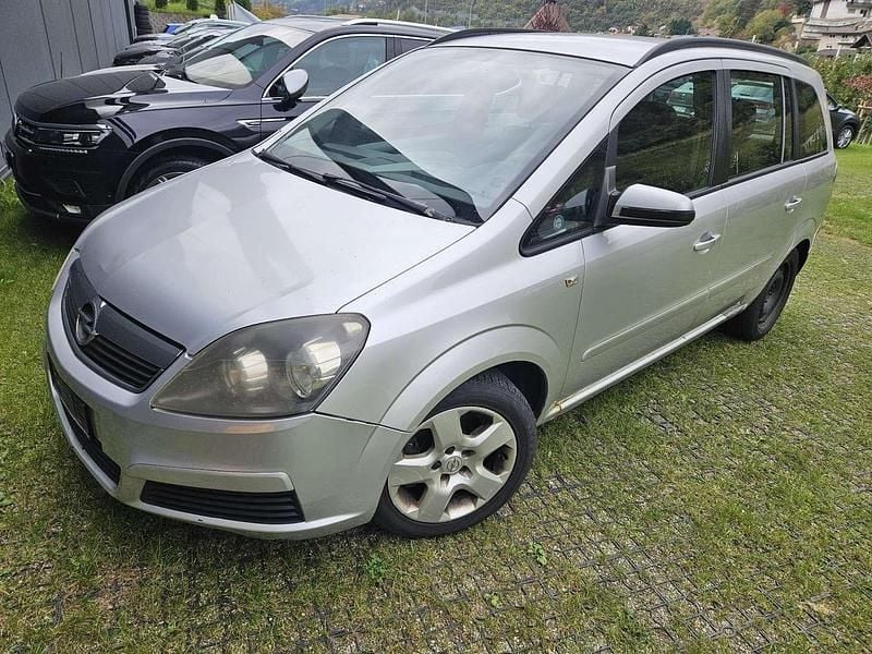 Grau Gebraucht 2006 Opel Zafira Edition Van / Kleinbus | € 600 - Bild 1/4