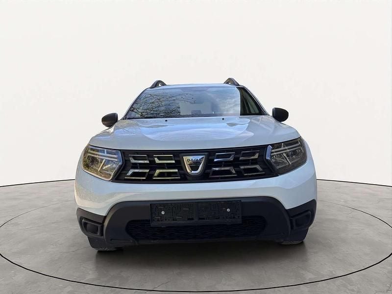 Gebraucht Dacia Duster Essentiel 91 PS (66 kW) 2022 Weiß SUV