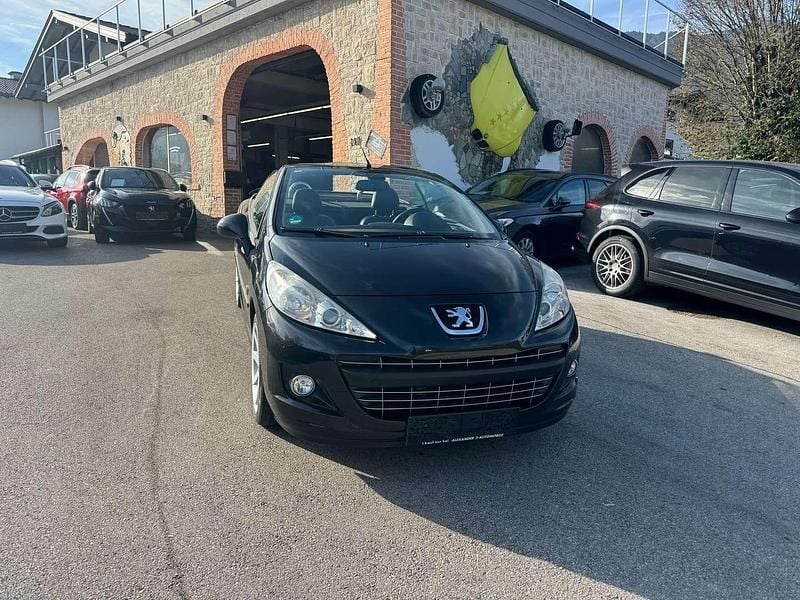 Schwarz Gebraucht 2011 Peugeot 207 Roland Garros Cabrio | € 7.900 - Bild 1/4